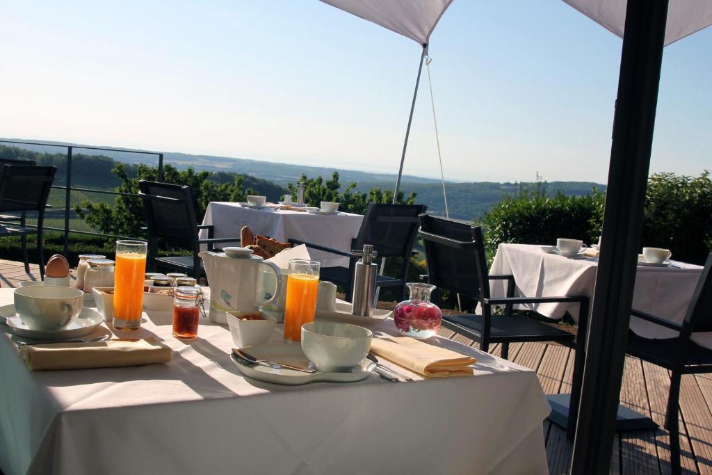 Hotel Restaurant La Montagne De Brancion Martailly-lès-Brancion Restaurace fotografie